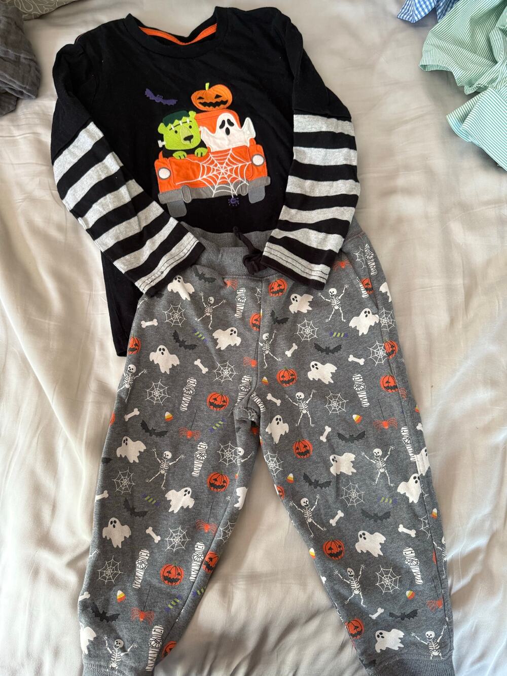 Gymboree Halloween shirt and pants size 4